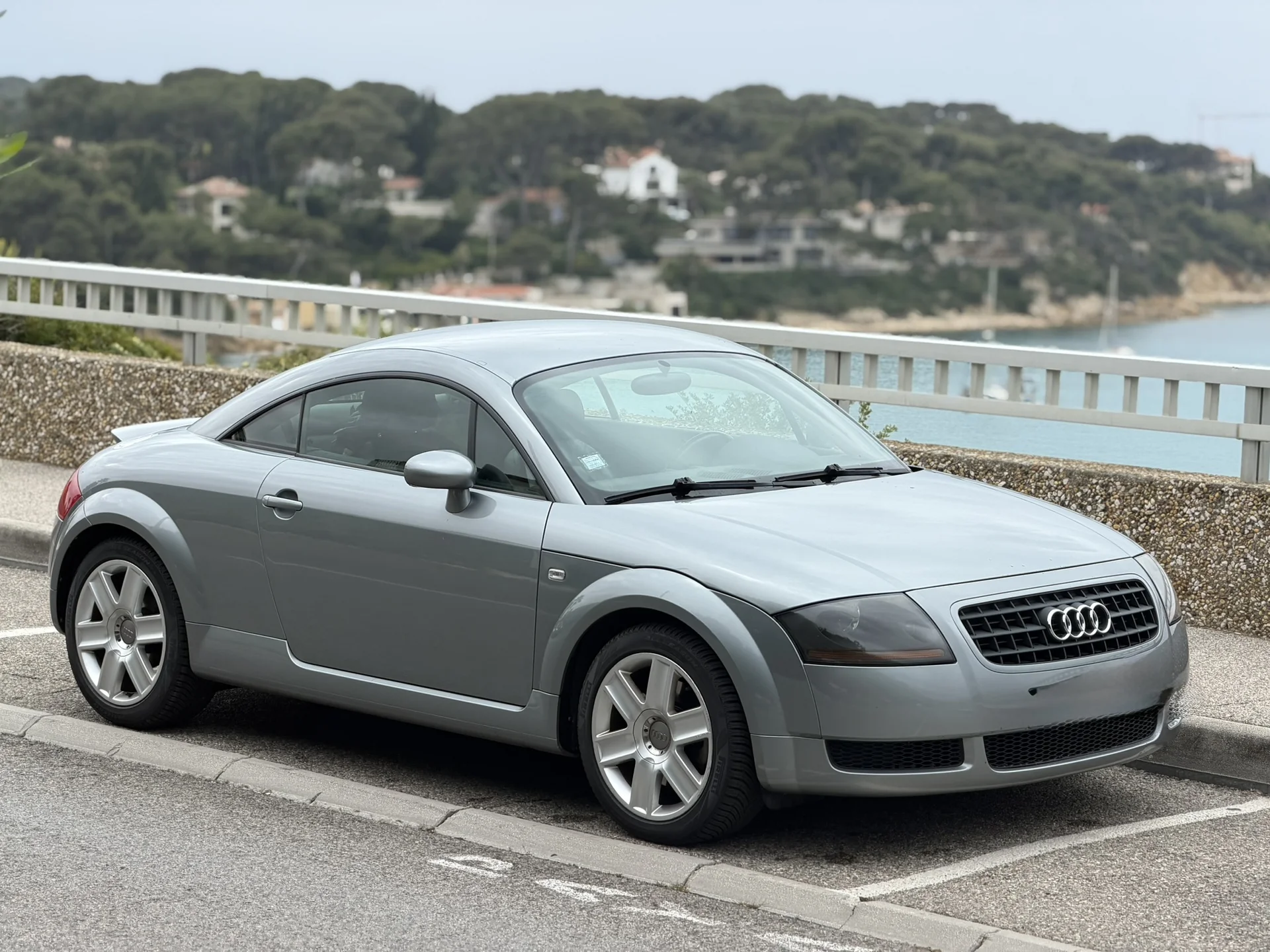 Audi TT Coupé MK1 — ambiance