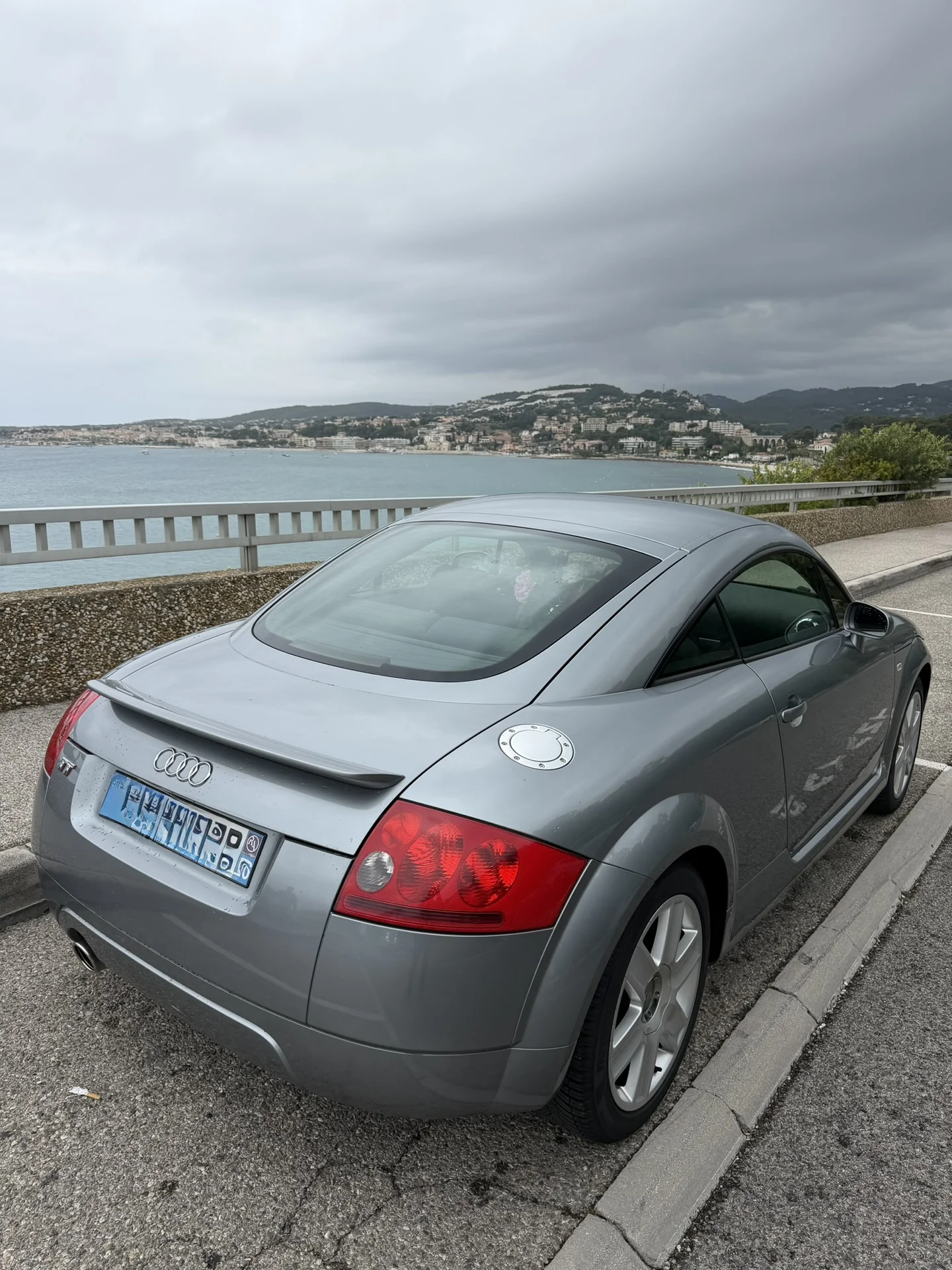 Audi TT Coupé MK1 — ambiance