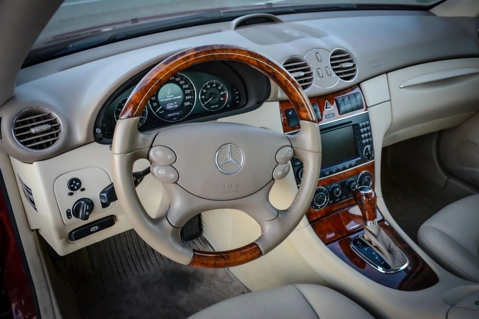 Mercedes CLK Coupé — vue