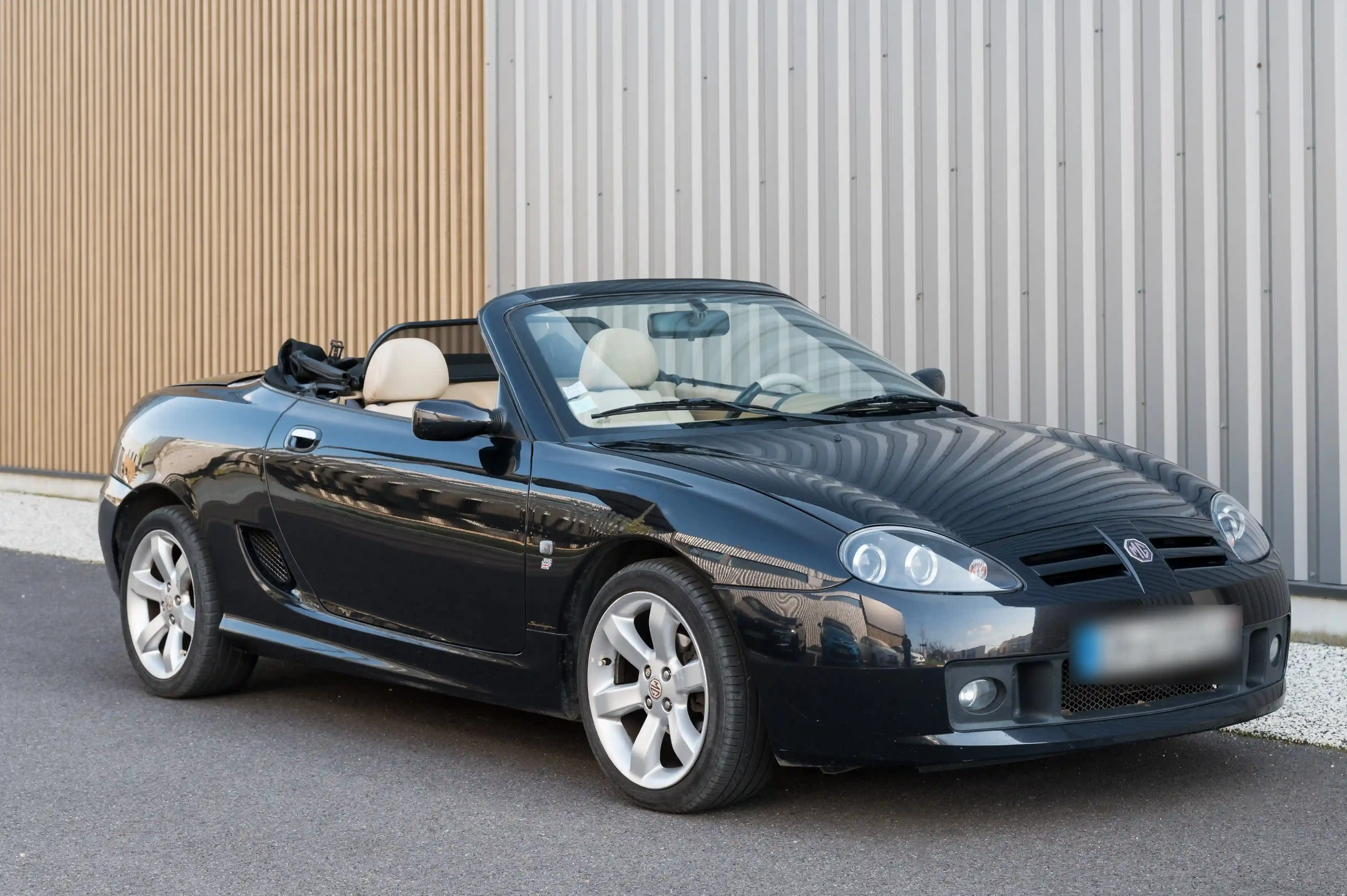 MG TF — vue avant 3/4