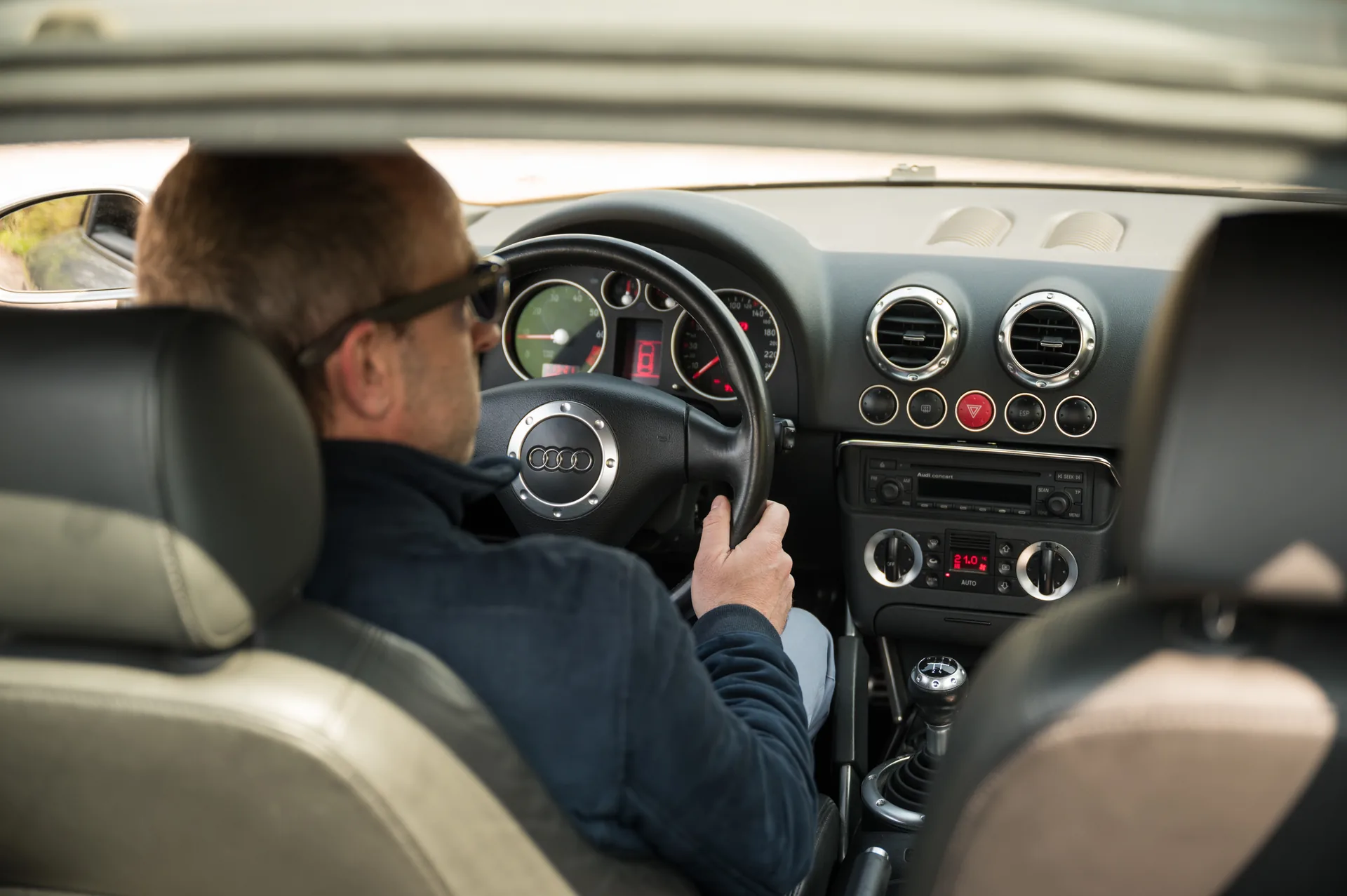 Audi TT — intérieur cockpit, tableau de bord