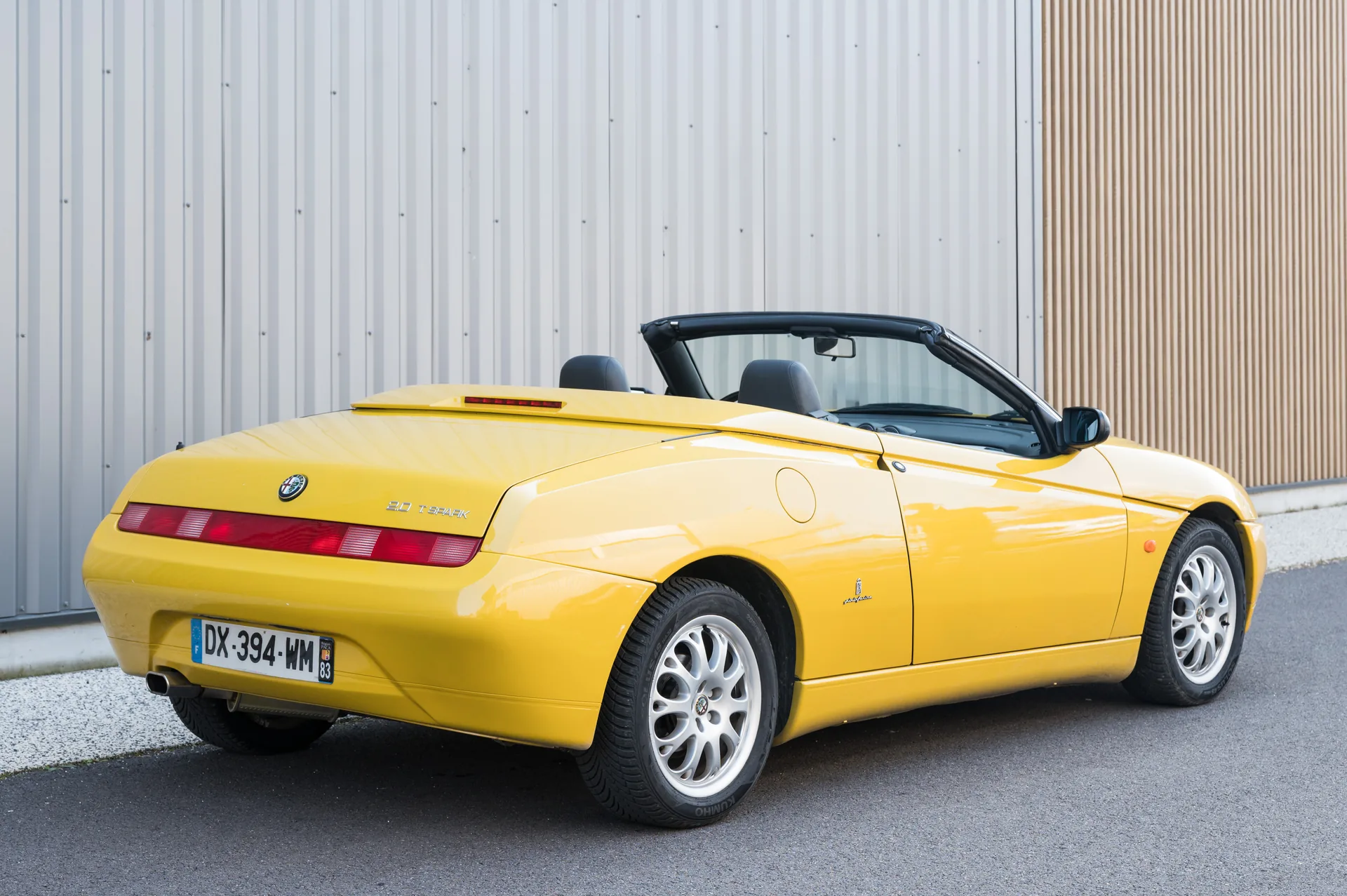 Alfa Romeo Spider 916 — arrière