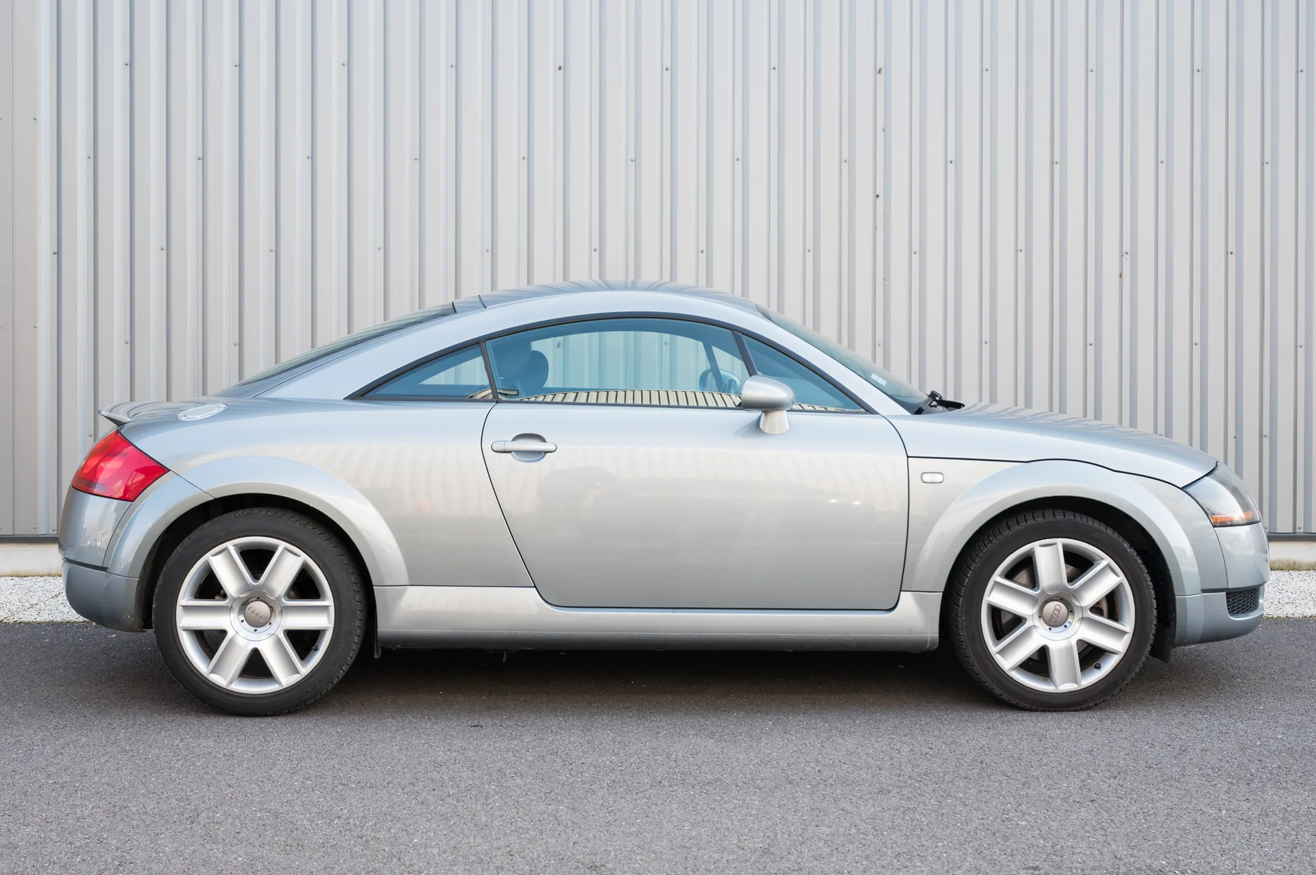 Audi TT Coupé MK1 — face avant