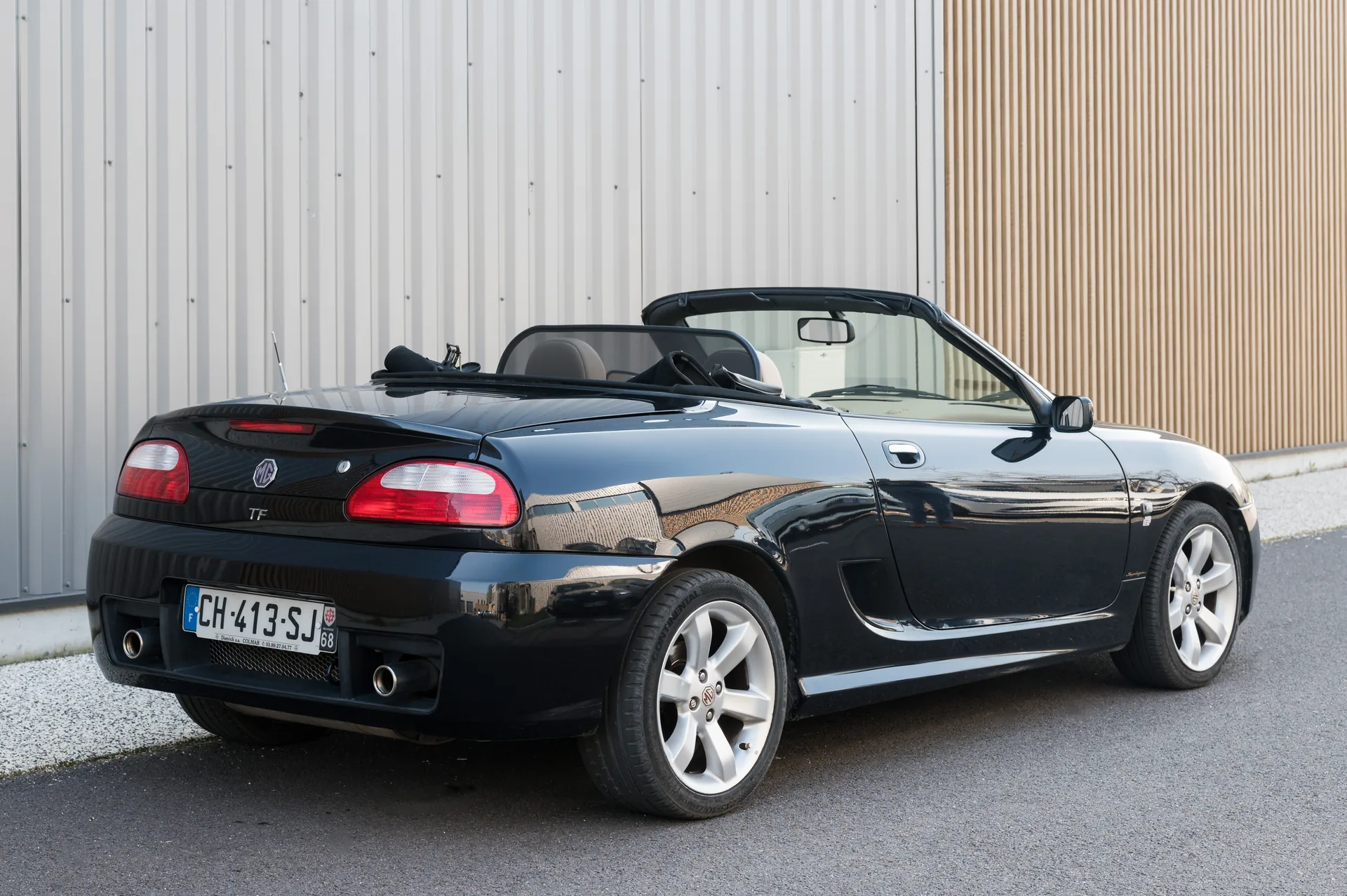 MG TF — arrière